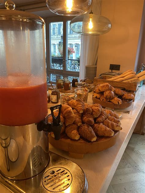 25hours Hotel Paris: The ultimate hotel near the Gare Du Nord - Sarah