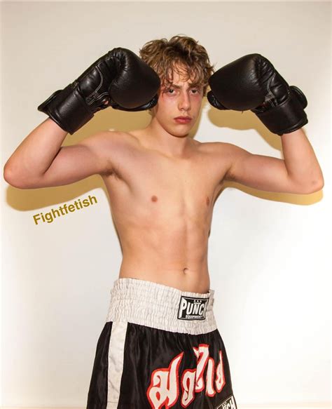 Images posted on Mar 7, 2023 – @fightfetish1 on Tumblr