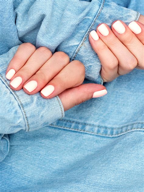 Why Do Fingernails Turn Black When Smashed - Design Talk