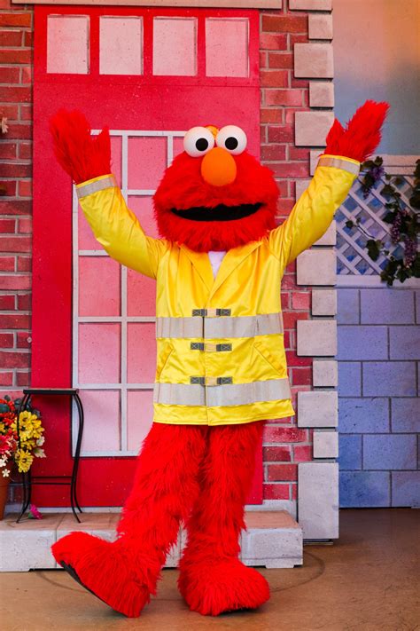 Sesame Place San Diego Celebrates First Responders with Free Admission