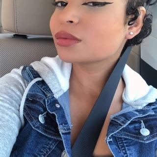 Palace OnlyFans | @thepinkplace review (Leaks, Videos, Nudes)