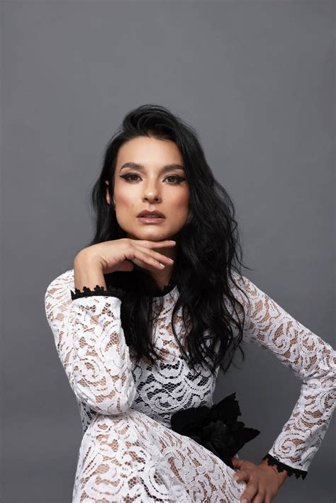 “Vivir el aquí y el ahora”: Paola Rey, la actriz colombiana revela la