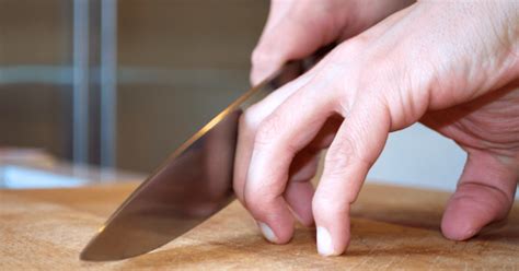 Follow This Guide To Learn Knife Skills Like A Pro Chef