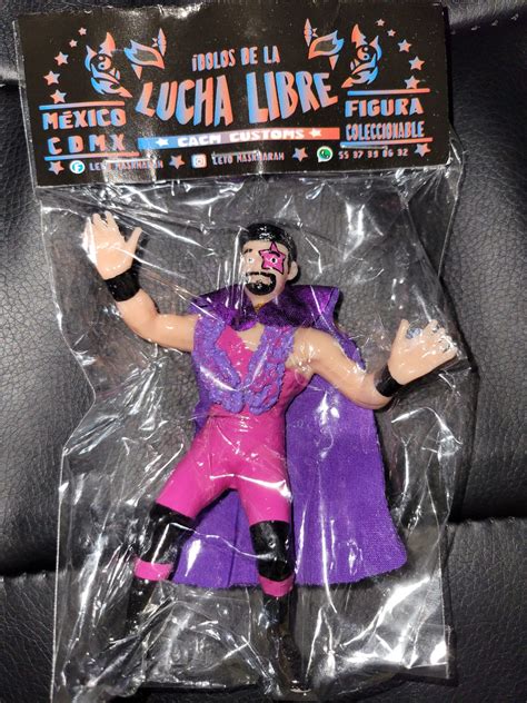 The Michelle Starr Lucha Libre... - Gorgeous Michelle Starr