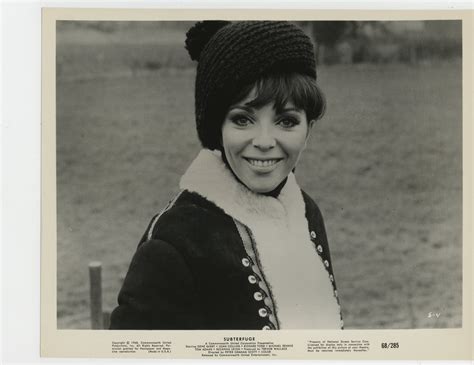 Joan Collins Nude Pics