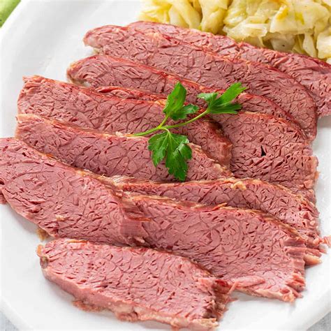 5 Simple Steps To Unleash The Flavor Of A Perfectly Cooked Corned Beef
