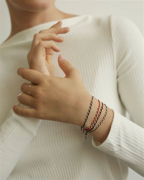 Браслет Веточка удачи на красной нити | JeweLi