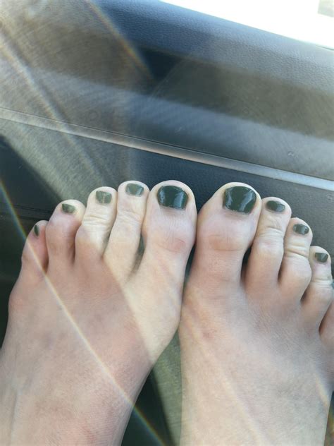 Just got them freshly pedicured they are so soft : r/FootFetish