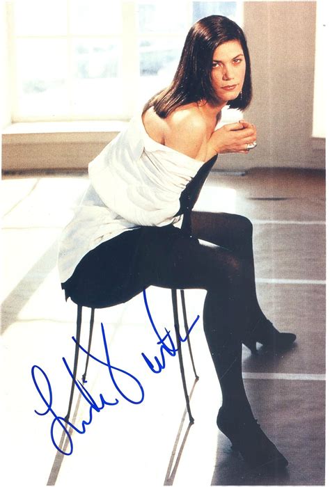 Pictures of Linda Fiorentino