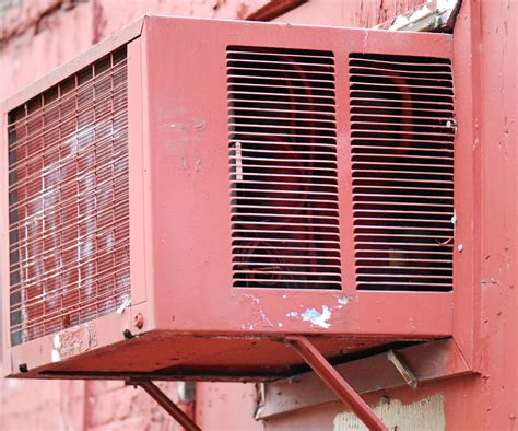 Window Air Conditioner Full of Water After Rain: How to Get Rid of the