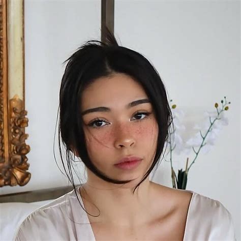 top  asian onlyfans accounts   asian onlyfans models