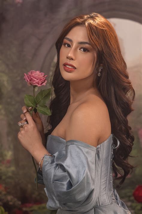 Aubrey Rose Macunan Manulat