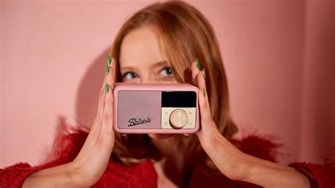 Roberts’ Revival Petite 2 DAB radio reignites my pink 1960s household