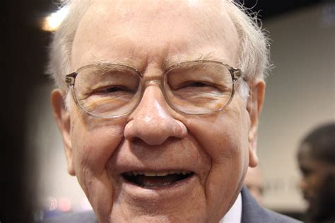 24% of Warren Buffett's Portfolio is Invested in These 3 Artificial