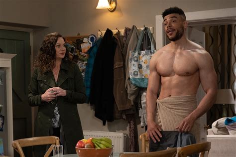 Emmerdale fans accuse Chas Dingle of eyeing up her naked nephew Nate
