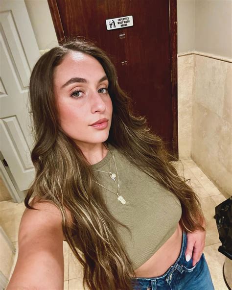 Cam 🦋 (@iamcam_32) • Instagram photos and videos
