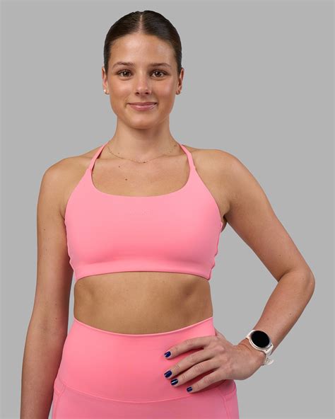Twist Sports Bra - Candy Pink | LSKD