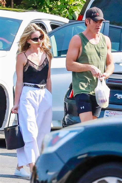 Chris Pine and Annabelle Wallis Soak Up the Sun in L.A.