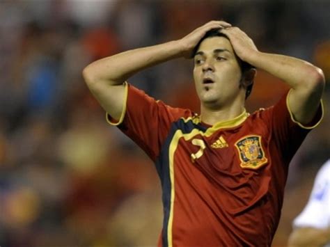 Football Sports Star: David Villa World Cup 2010 Football Pictures