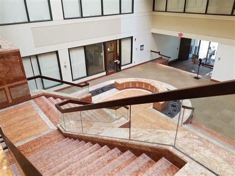 25 Mall - Modern Architectural Glazing