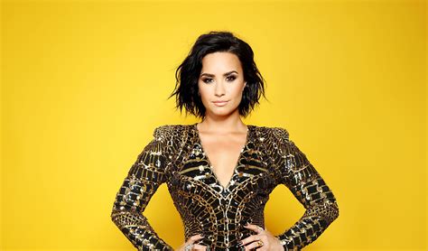 Demi Lovato Echame La Culpa Photoshoot Wallpaper,HD Celebrities
