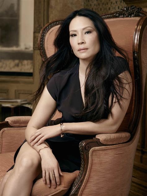 Sexy Lucy Liu Pics