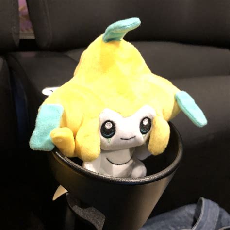 狐栗鼠テト🦊 on Twitter: "今回の大本命⭐️ ジラーチはドリンクホルダーとハルカちゃんポーチのどちらが居心地いいかな？？ アチャモ