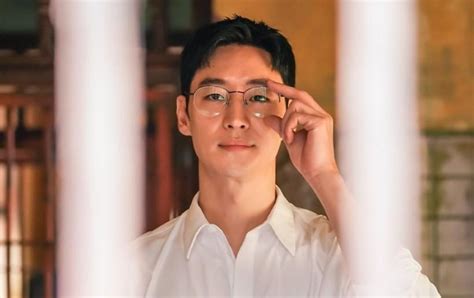 Fan meeting của Lee Je Hoon cháy vé đúng trong 1 phút, Jung Hae In ...