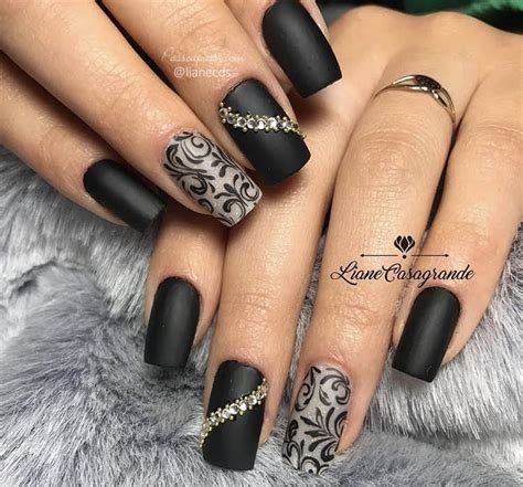 Unhas Decoradas C Preto - Unhas Decoradas em Preto. Muitas opções de fotos e passo a passo!