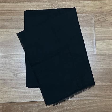 Kerudung Segiempat Hitam Rawis, Fesyen Wanita, Muslim Fashion, Syal di ...