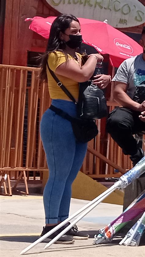 Big Venezuelan Ass In Tight Jeans - Tight Jeans - Forum