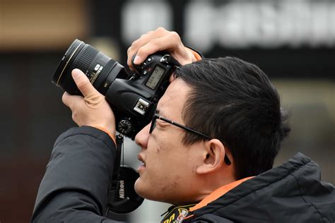 Free picture: photographer, photojournalist, professional, side view