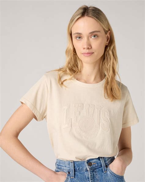 boxy tee white levis ge