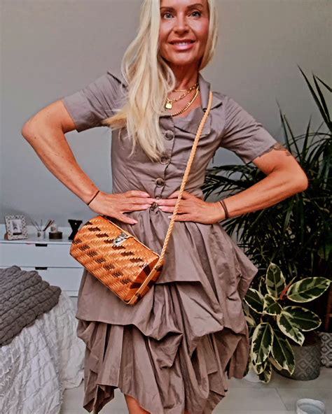 Today's thrifted outfit is just me trying to squeeze summer dresses