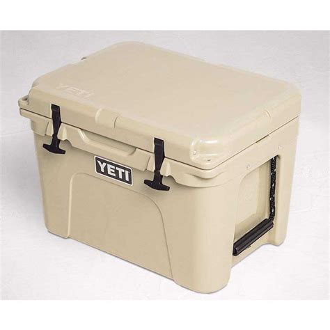 Yeti Tundra 35 Cooler