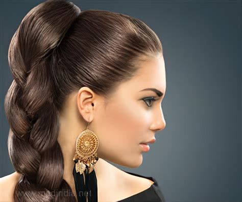 How to Get Thicker Hair Naturally - Beauty Tips