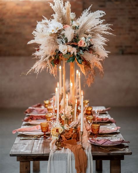 CHIC BOHO WEDDING | Wedding floral centerpieces, Table arrangements