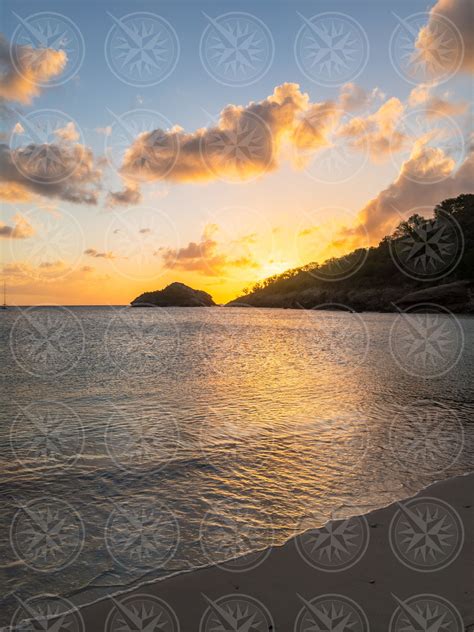 deepwater bay beach  sunset uncommon caribbean images
