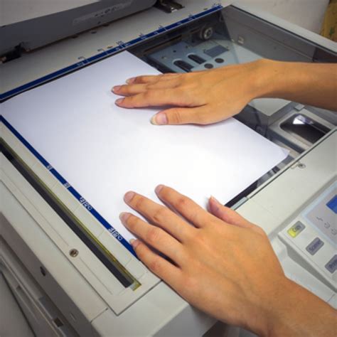 jasa fotocopy  warna hitam putih