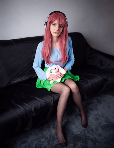 Nakano Miku cosplay by Nezucati (kalisiacos) : r/5ToubunNoHanayome