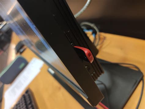 Found a lost usb drive in PNR Learning Hub : r/usyd