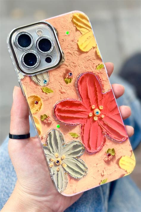 Vip Case iPhone 12 Pro Max Uyumlu Çiçek Desenli Kendinden Lens Korumalı