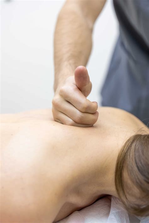 osteopath   pain gold coast coolyosteo