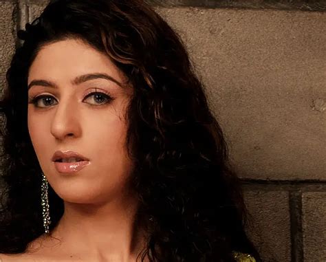 indian singer asiya hamdulay  perform  ramadan concert khaleej times
