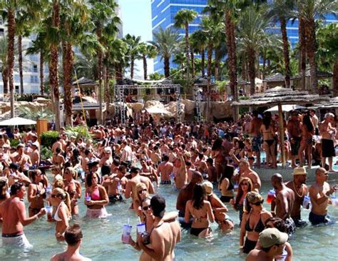 Best Las Vegas Topless and Party Pools Picture | PHOTOS: Best Las Vegas