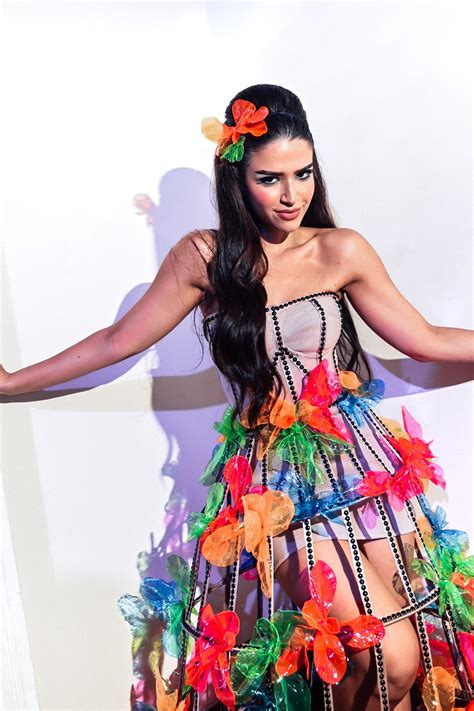 Baile da Vogue que você não viu: um giro no salão fashionista pelas