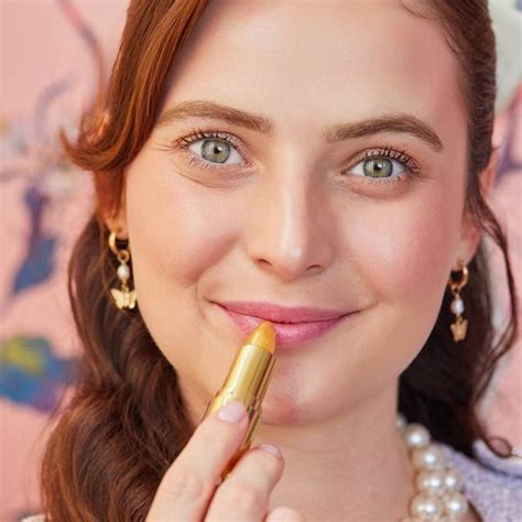Pokimane's Go-To Nude Lip: The Winky Lux Secret Everyone's Copying - e1dppsv