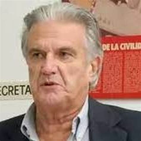 stream juan manuel casella  politica del sur listen