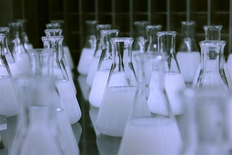 photo flasks erlenmeyer chemistry  image  pixabay
