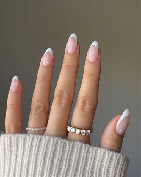 french manicure wedding 7